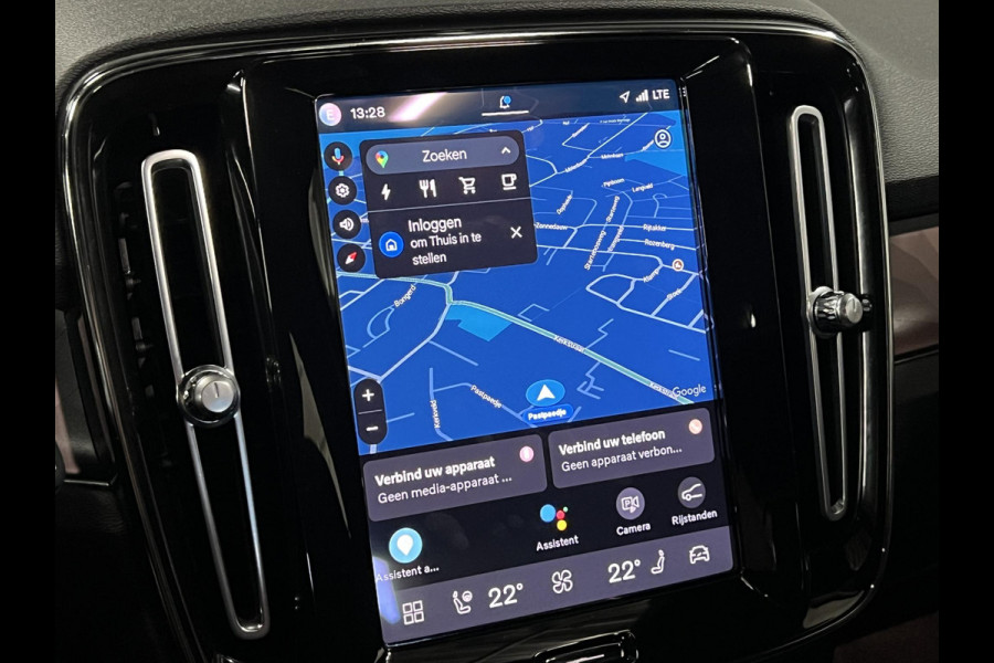 Volvo XC40 Ultimate Open dak | Adapt. cruise | 360 camera | Stuur-/stoelverwarming | Harman/Kardon | Memory | Carplay
