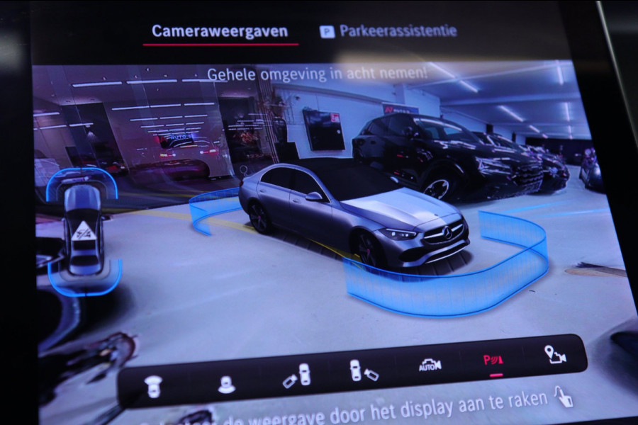 Mercedes-Benz C-Klasse 300 E AMG Line NAP/PANO/HUD/CARPLAY/SFEERVERLICHTING/MEM/BOMVOL