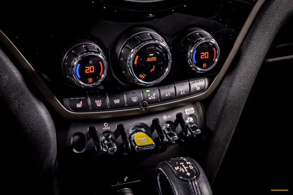 MINI Countryman 1.5 Cooper S E ALL4 Essential|Cam|Stoel