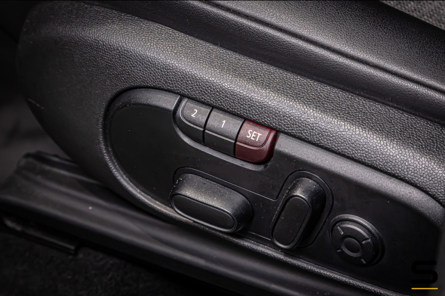 MINI Countryman 1.5 Cooper S E ALL4 Essential|Cam|Stoel