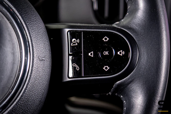 MINI Countryman 1.5 Cooper S E ALL4 Essential|Cam|Stoel