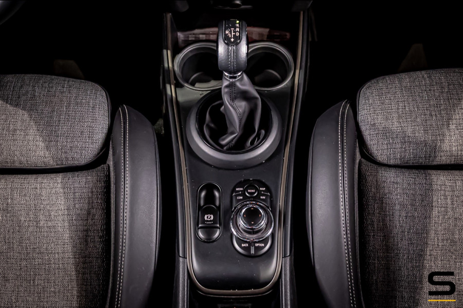 MINI Countryman 1.5 Cooper S E ALL4 Essential|Cam|Stoel