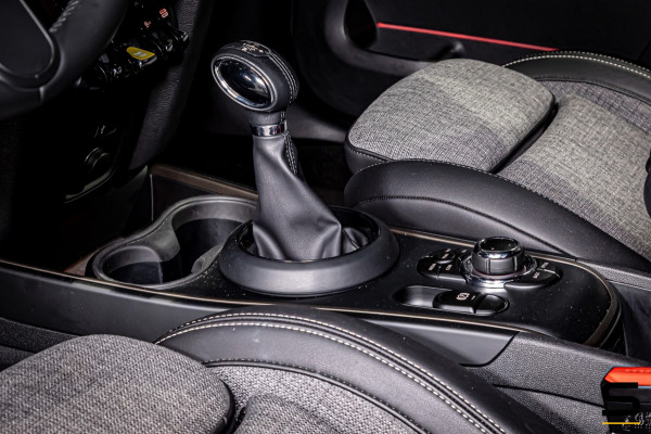 MINI Countryman 1.5 Cooper S E ALL4 Essential|Cam|Stoel