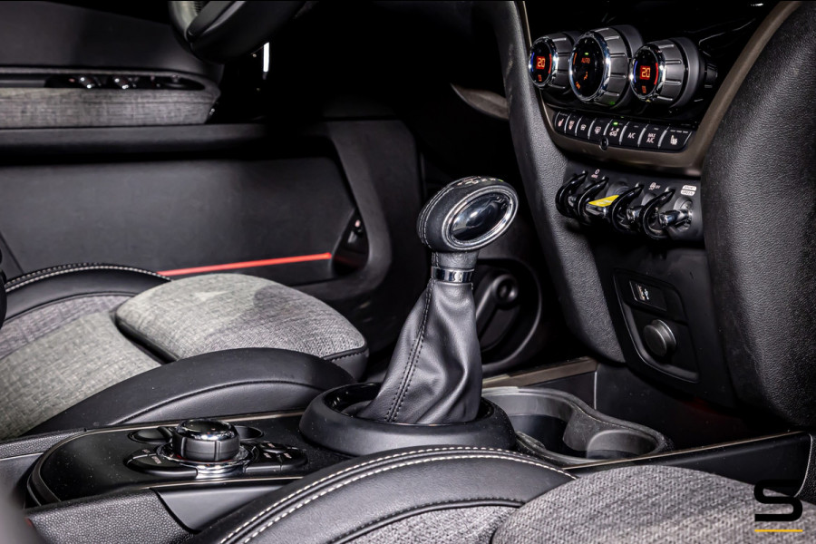 MINI Countryman 1.5 Cooper S E ALL4 Essential|Cam|Stoel