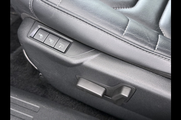 Citroën Ë-C4 Shine Pack Business 50kWh Warmtepomp Leder+Verwarmd Head-Up SOH 95% Adap.Cruise 3D-Navi 360°Camera Apple Carplay Android Auto Ec Stuurverwarming Keyless Lane Assist Privacy Glas Led Lmv DAB Regen-Lichtsensor 1e Eigenaar Origineel Nederlandse Auto