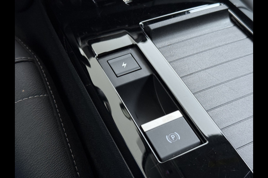 Citroën Ë-C4 Shine Pack Business 50kWh Warmtepomp Leder+Verwarmd Head-Up SOH 95% Adap.Cruise 3D-Navi 360°Camera Apple Carplay Android Auto Ec Stuurverwarming Keyless Lane Assist Privacy Glas Led Lmv DAB Regen-Lichtsensor 1e Eigenaar Origineel Nederlandse Auto