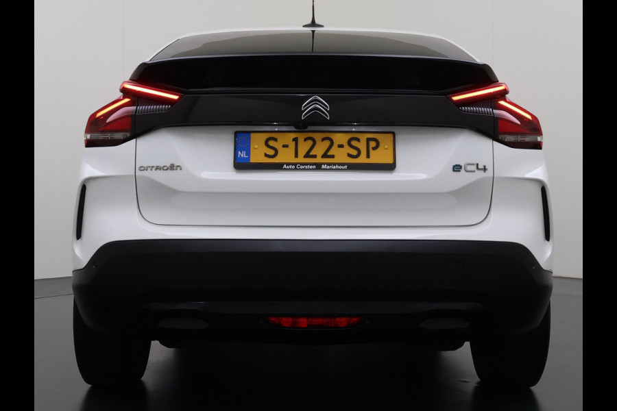 Citroën Ë-C4 Shine Pack Business 50kWh Warmtepomp Leder+Verwarmd Head-Up SOH 95% Adap.Cruise 3D-Navi 360°Camera Apple Carplay Android Auto Ec Stuurverwarming Keyless Lane Assist Privacy Glas Led Lmv DAB Regen-Lichtsensor 1e Eigenaar Origineel Nederlandse Auto