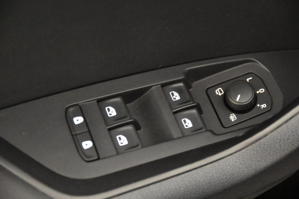 Škoda Kodiaq 1.5 TSI Ambition DSG *1ste Eigenaar*Navigatie*Stoelverwarming*PDC*