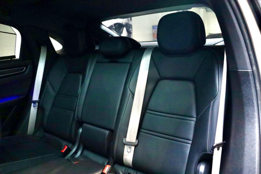 Porsche Cayenne Coupé 3.0 E-Hybrid 1e EIG|TechArt|PANO|VOL