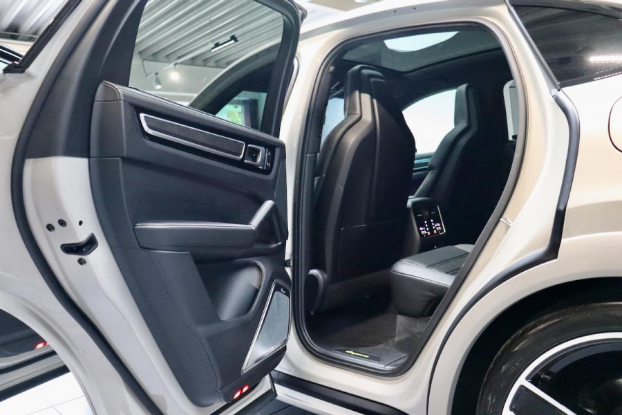 Porsche Cayenne Coupé 3.0 E-Hybrid 1e EIG|TechArt|PANO|VOL