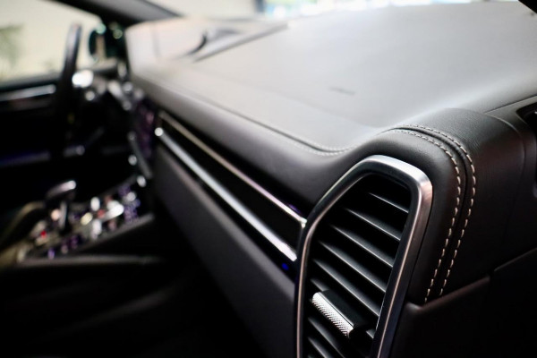 Porsche Cayenne Coupé 3.0 E-Hybrid 1e EIG|TechArt|PANO|VOL