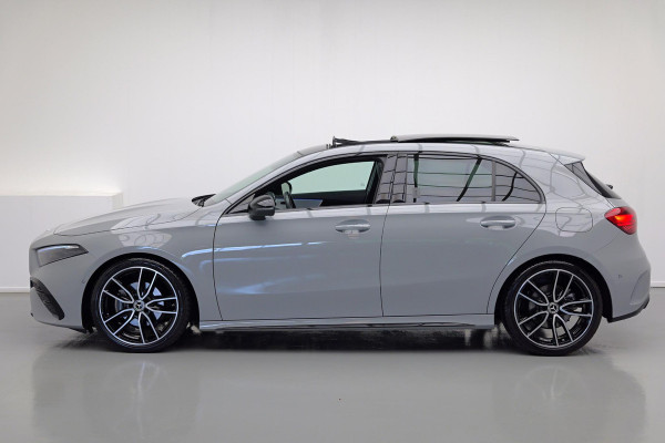 Mercedes-Benz A-Klasse 200 AMG Line |Pano|AlpineGrau|Ambient|