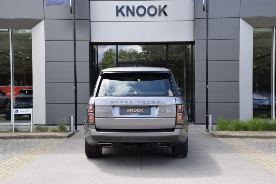 Land Rover Range Rover P400e Vogue