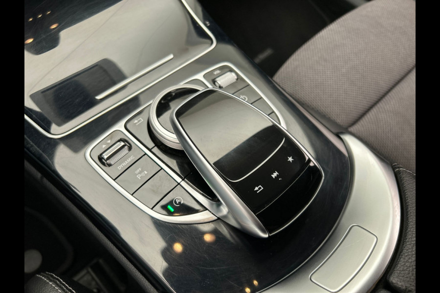 Mercedes-Benz C-Klasse Estate 200 Premium | Trekhaak | Stoelverwarming | Half/Leder |