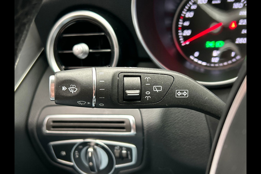 Mercedes-Benz C-Klasse Estate 200 Premium | Trekhaak | Stoelverwarming | Half/Leder |