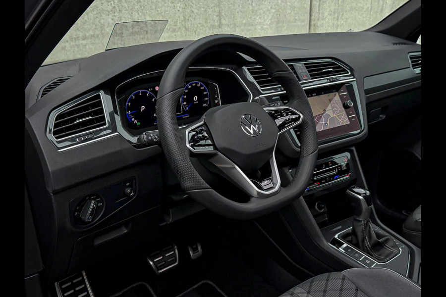Volkswagen Tiguan 1.5TSI R-line Business+ 150pk DSG Automaat! Panoramadak|Virtual|IQ LED Plus|ACC|Lane+Side|Black Pack|20|Trekhaak
