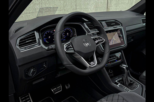 Volkswagen Tiguan 1.5TSI R-line Business+ 150pk DSG Automaat! Panoramadak|Virtual|IQ LED Plus|ACC|Lane+Side|Black Pack|20|Trekhaak