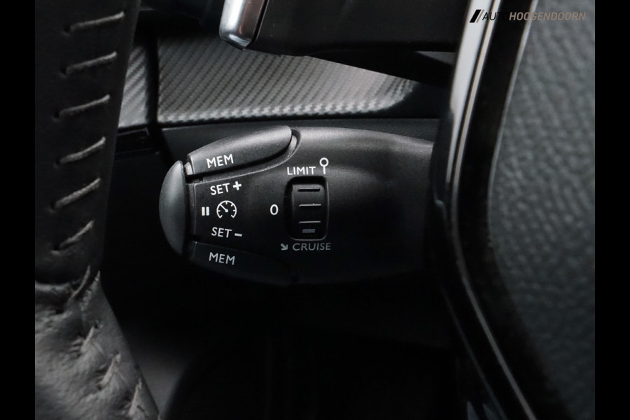 Peugeot 2008 1.2 PureTech Allure Pack Sport 130pk (ACHTERUITRIJCAMERA,APPLE CARPLAY,LM-VELGEN,NAVIGATIE,CRUISE,PDC,TOPCONDITIE)