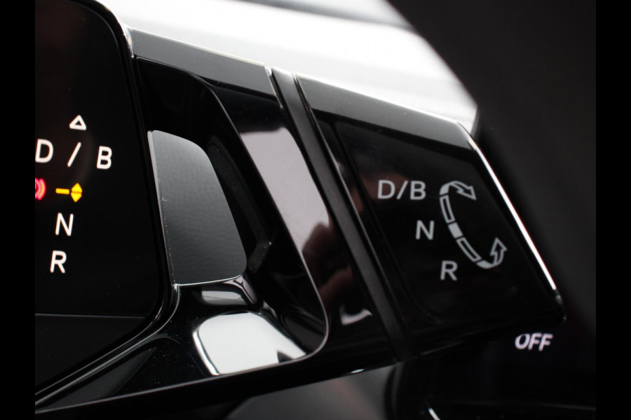 Volkswagen ID.5 Pro 77 kWh Navigatie Apple Carplay/Android Auto Climate control Wireless PDC VA+Camera Adaptive Cruise Control 19" Velgen Narvik Full LED