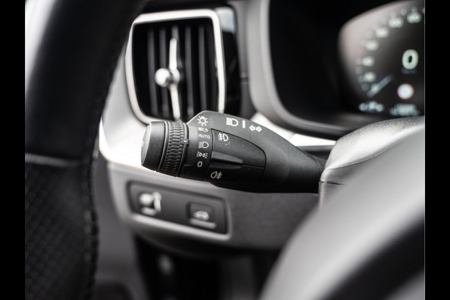 Volvo XC60 2.0 T5 Inscription | Leder | 20" LMV | Dealer Ond. |