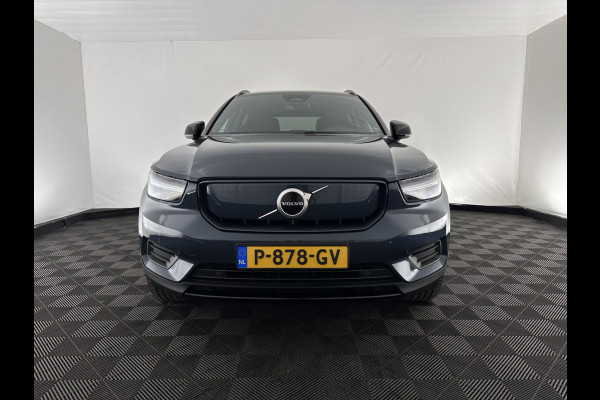 Volvo XC40 Recharge Plus [ 3-Fase-11kW ] {SOH-90%} (INCL-BTW) *HEATPUMP | ADAPTIVE-CRUISE | FULL-LED | BLINDSPOT | HEATED-SPORTSEATS | KEYLESS | DIGI-COCKPIT | CAMERA | PRIVACY-GLASS | ECC | TOWBAR | PDC | 19''ALU*