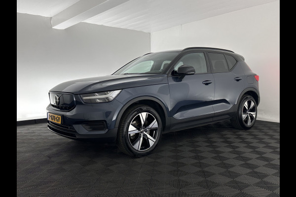 Volvo XC40 Recharge Plus [ 3-Fase-11kW ] {SOH-90%} (INCL-BTW) *HEATPUMP | ADAPTIVE-CRUISE | FULL-LED | BLINDSPOT | HEATED-SPORTSEATS | KEYLESS | DIGI-COCKPIT | CAMERA | PRIVACY-GLASS | ECC | TOWBAR | PDC | 19''ALU*