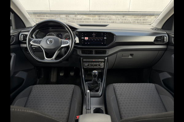 Volkswagen T-Cross 1.0 TSI Life | Trekhaak | Carplay | Camera | Adap. Cruise | PDC | Blind-Spot