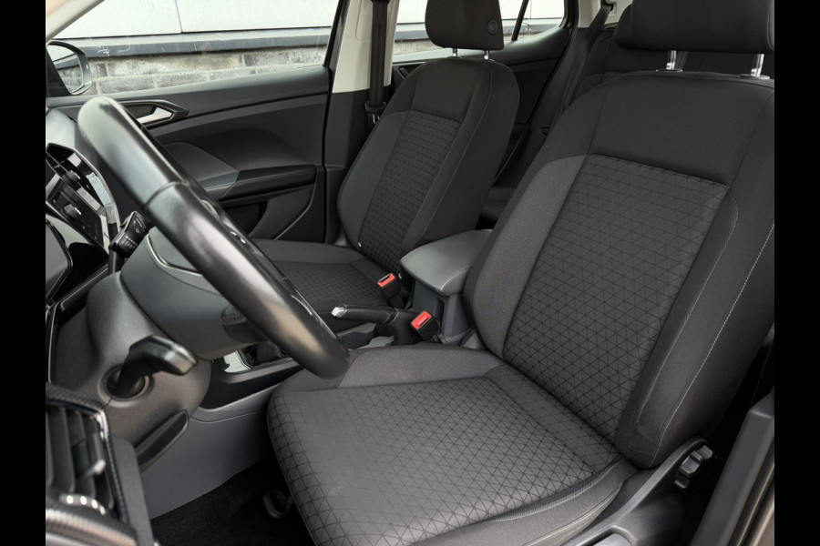 Volkswagen T-Cross 1.0 TSI Life | Trekhaak | Carplay | Camera | Adap. Cruise | PDC | Blind-Spot