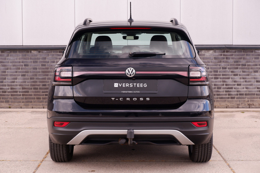 Volkswagen T-Cross 1.0 TSI Life | Trekhaak | Carplay | Camera | Adap. Cruise | PDC | Blind-Spot
