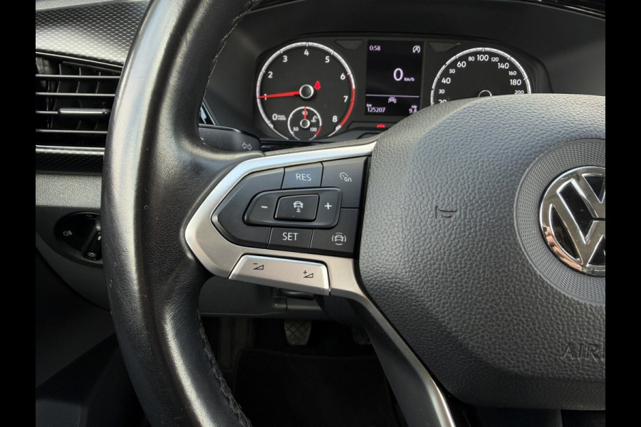 Volkswagen T-Cross 1.0 TSI Life | Trekhaak | Carplay | Camera | Adap. Cruise | PDC | Blind-Spot