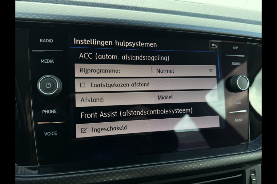 Volkswagen T-Cross 1.0 TSI Life | Trekhaak | Carplay | Camera | Adap. Cruise | PDC | Blind-Spot