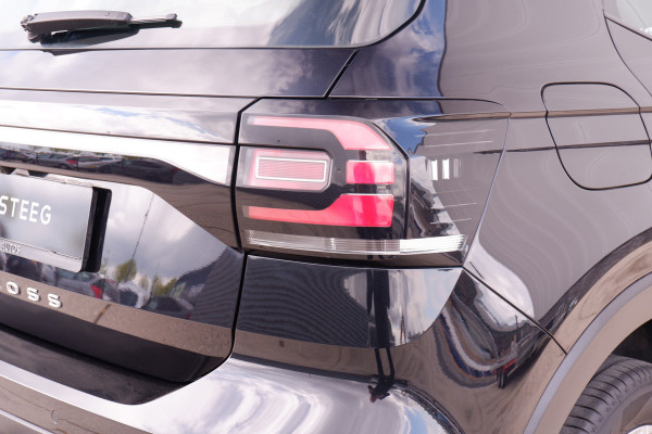 Volkswagen T-Cross 1.0 TSI Life | Trekhaak | Carplay | Camera | Adap. Cruise | PDC | Blind-Spot