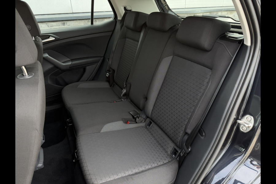 Volkswagen T-Cross 1.0 TSI Life | Trekhaak | Carplay | Camera | Adap. Cruise | PDC | Blind-Spot