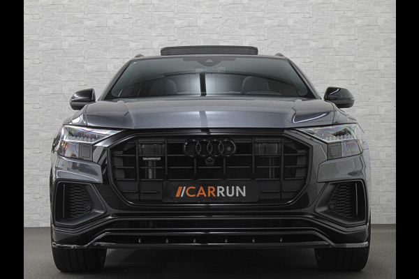 Audi Q8 60 462pk Competition S-Line | 11-2022 | RS Leder | Carbon | Softclose | 360 Camera | ACC | Panorama | Luchtvering | Nachtzicht Cam | Headup | LED-Matrix | Trekhaak | Lane & Side Assist | Led Sfeerverlichting | Keyless-Entry | | Black-Optic | Rijklaar incl. Bovag Garantie.