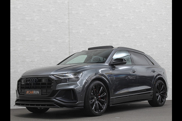 Audi Q8 60 462pk Competition S-Line | 11-2022 | RS Leder | Carbon | Softclose | 360 Camera | ACC | Panorama | Luchtvering | Nachtzicht Cam | Headup | LED-Matrix | Trekhaak | Lane & Side Assist | Led Sfeerverlichting | Keyless-Entry | | Black-Optic | Rijklaar incl. Bovag Garantie.