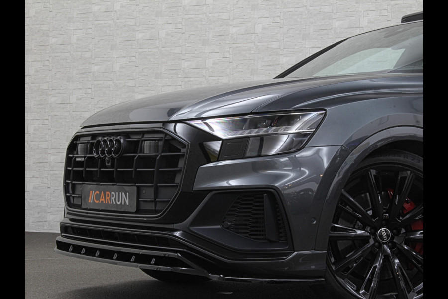 Audi Q8 60 462pk Competition S-Line | 11-2022 | RS Leder | Carbon | Softclose | 360 Camera | ACC | Panorama | Luchtvering | Nachtzicht Cam | Headup | LED-Matrix | Trekhaak | Lane & Side Assist | Led Sfeerverlichting | Keyless-Entry | | Black-Optic | Rijklaar incl. Bovag Garantie.