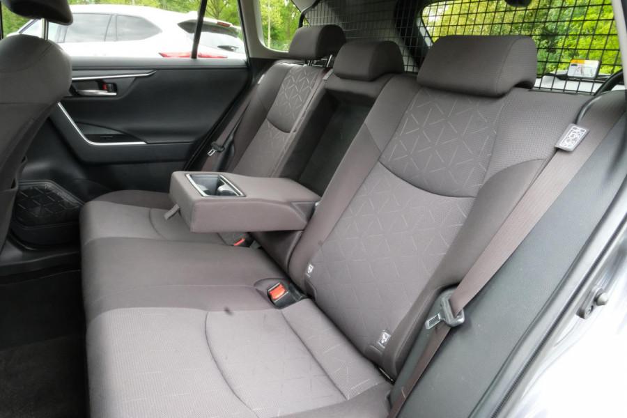 Toyota RAV4 2.5 Hybrid Business | Stoelverwarming |  Achteruitrijcamera | Navigatiesysteem