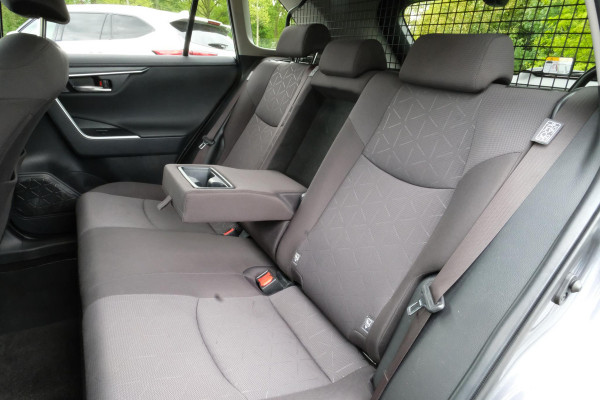 Toyota RAV4 2.5 Hybrid Business | Stoelverwarming |  Achteruitrijcamera | Navigatiesysteem