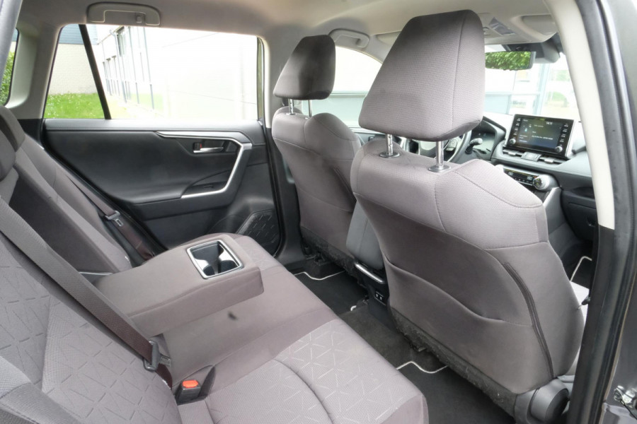Toyota RAV4 2.5 Hybrid Business | Stoelverwarming |  Achteruitrijcamera | Navigatiesysteem