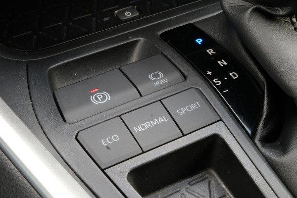 Toyota RAV4 2.5 Hybrid Business | Stoelverwarming |  Achteruitrijcamera | Navigatiesysteem