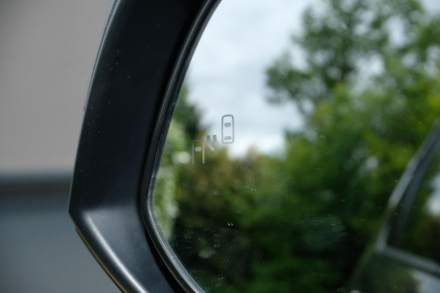 Toyota RAV4 2.5 Hybrid Business | Stoelverwarming |  Achteruitrijcamera | Navigatiesysteem