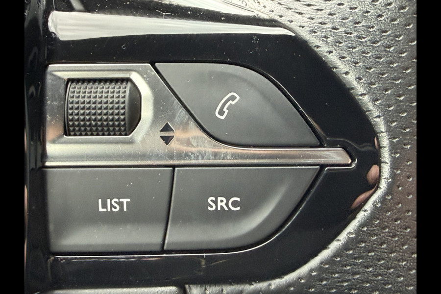 Peugeot 3008 300pk HYbrid4 GT (Elektrisch schuifdak - Elektrische Klep - Focal Electra - NightVision - Leder incl verwarming/massage/geheugen