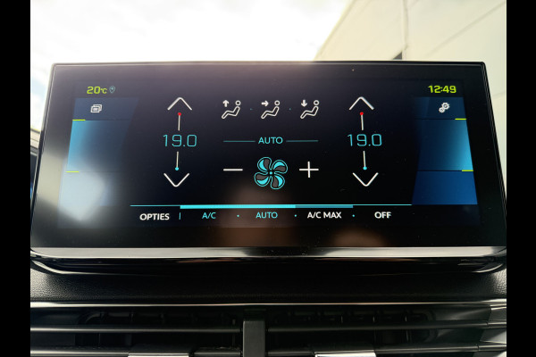 Peugeot 3008 300pk HYbrid4 GT (Elektrisch schuifdak - Elektrische Klep - Focal Electra - NightVision - Leder incl verwarming/massage/geheugen