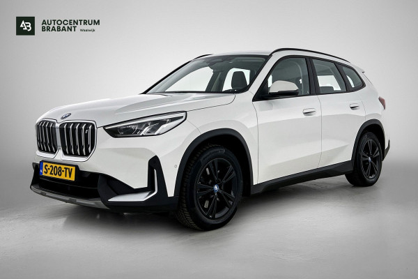 BMW iX1 XDrive30 Launch Edition 67 kWh(NL-auto, 1e Eig, Dealer OnderH, Navi, Leder, Climate Con, Etc)
