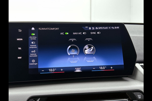 BMW iX1 XDrive30 Launch Edition 67 kWh(NL-auto, 1e Eig, Dealer OnderH, Navi, Leder, Climate Con, Etc)
