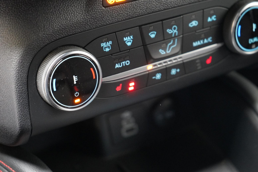 Ford Kuga 2.5 PHEV ST-Line | Soh 99% | Camera | Carplay | Navigatie | Stoelverwarming | All-seasonbanden