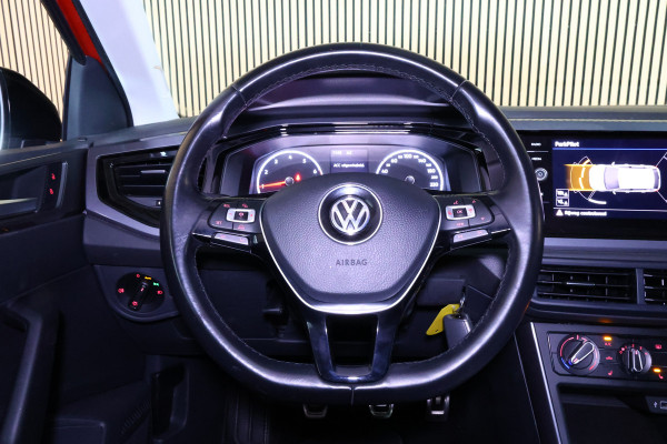 Volkswagen Polo 1.0 TSI Highline ACC NAVI BT AIRCO STOELVW "20