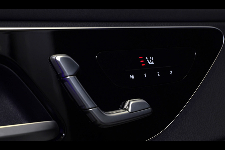 Mercedes-Benz GLC Coupé 300e 4MATIC AMG 63 Look / Head Up / Burmester / 360 Camera / Augmented Reality / Open Pano / 21 Inc