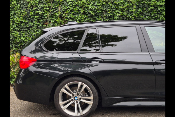 BMW 3 Serie Touring 320i M Sport B48 Apple CarPlay Trekhaak Shadowline GR Navi Touch DAB+ 320i Corporate Lease High Executive