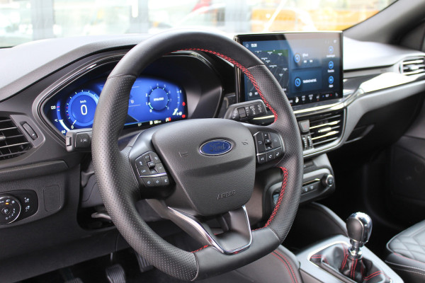 Ford FOCUS Wagon 1.0 EcoBoost Hybrid ST Line X | Leder UNIEK! | Head-up | Adaptieve cruise | Trekhaak | Winterpack